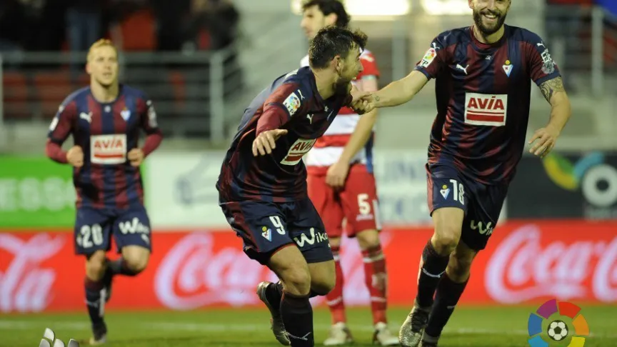 Sergi Enrich y Borja Bastón