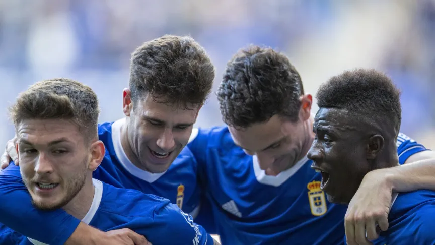 Viti, Jimmy, Borja Sánchez y Obeng celebran uno de los goles ante el Amorebieta | Real Oviedo