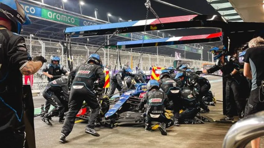 fernando alonso alpine arabia saudi
