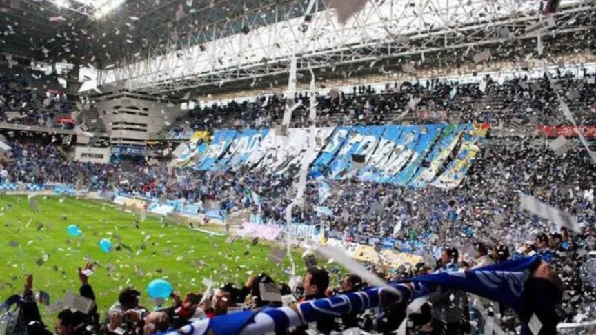 Lleno en el Carlos Tartiere en la promoción ante el Cádiz