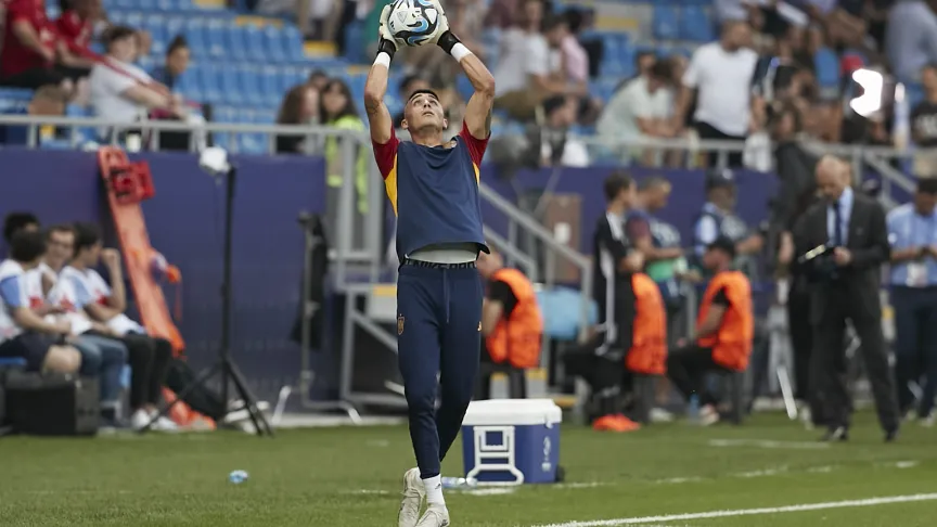 Leo Román
