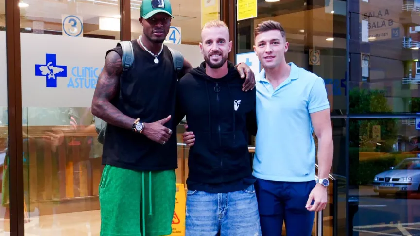 Kwasi Sibo, Aarón Escandell y Alberto del Moral.