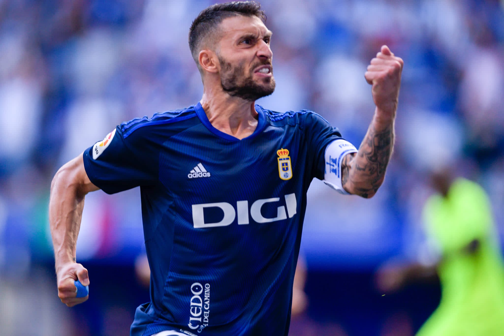 Bastón Una máquina de hacer puntos para el Oviedo Killer Asturias