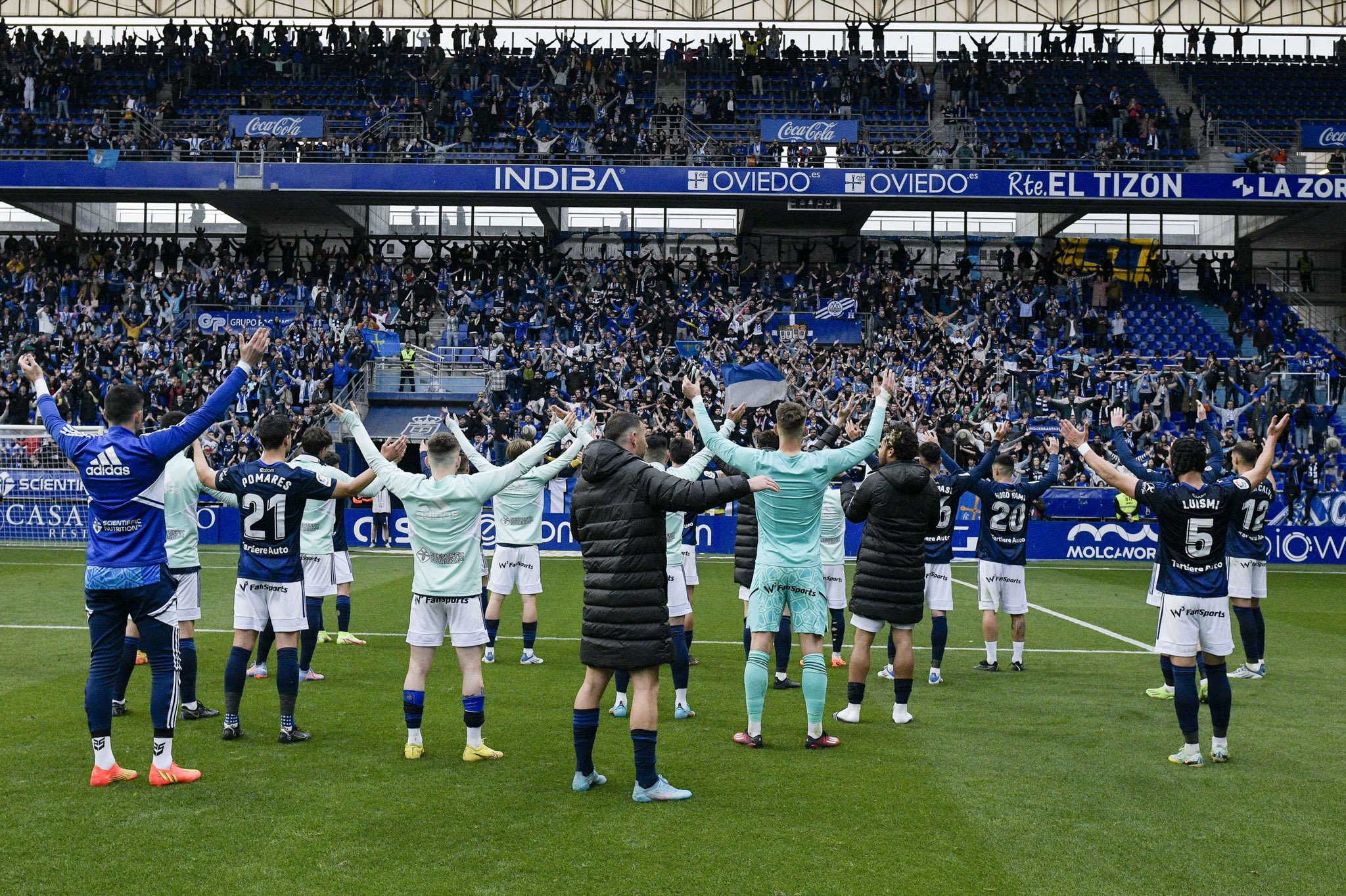 Real Oviedo CF dispara sus pérdidas un 35% en 2022-2023, hasta 2,7 millones  de euros