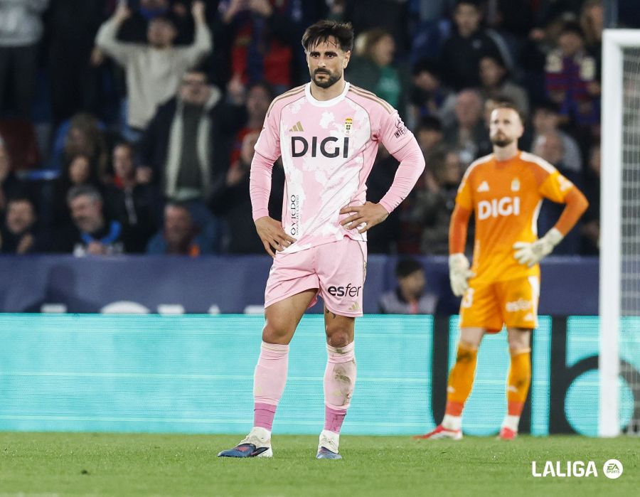 Costas durante el partido ante el Levante