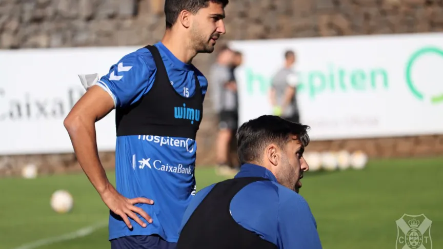 Carlos Pomares