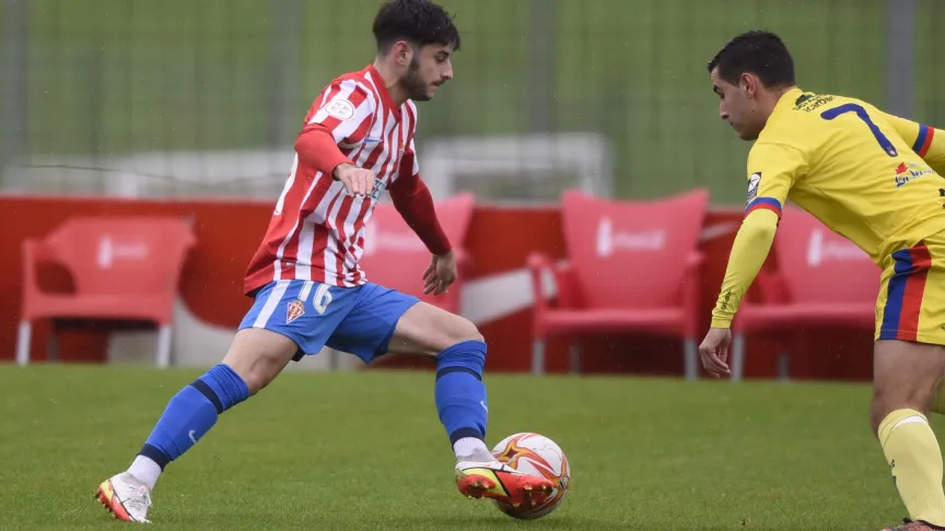 Manu Pozo Sporting B