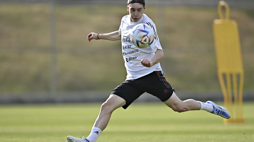 Marcelo Flores