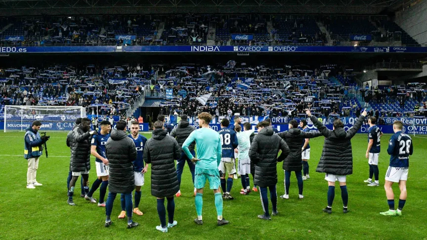 El Real Oviedo celebra la victoria