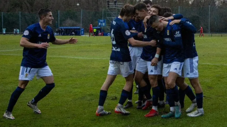El filial celebra un gol