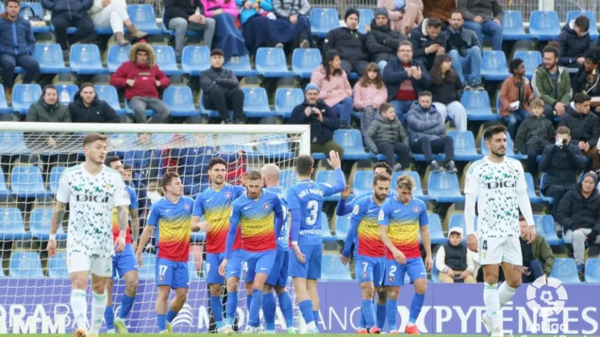 Viti y David Costas tras un gol