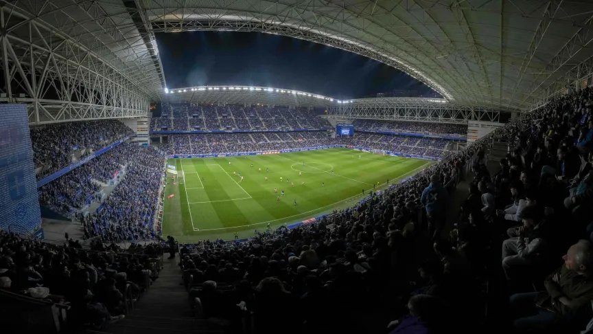 El Carlos Tartiere, lleno.