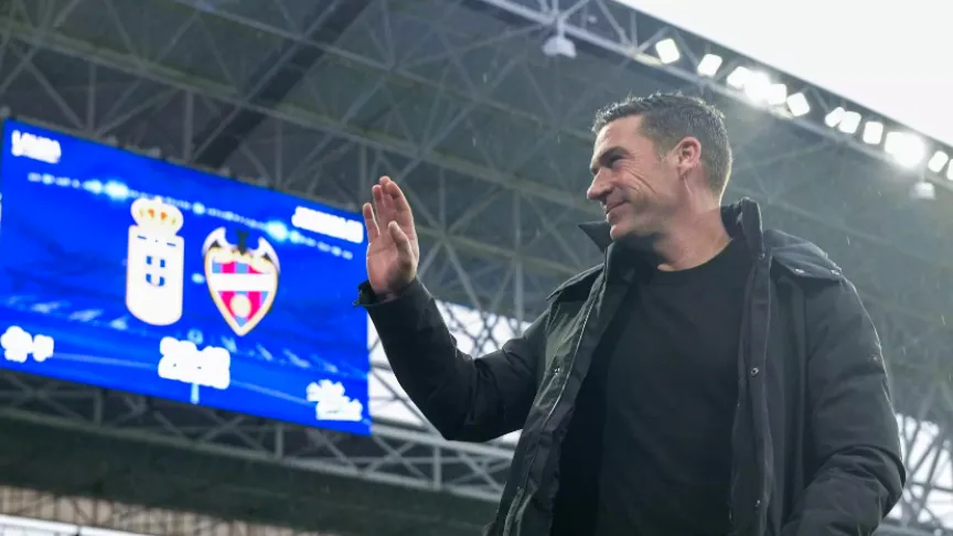 Luis Carrión